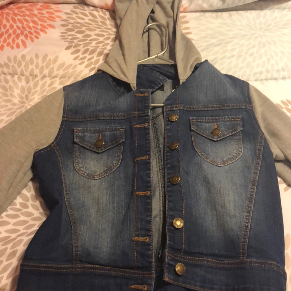Jean-jacket